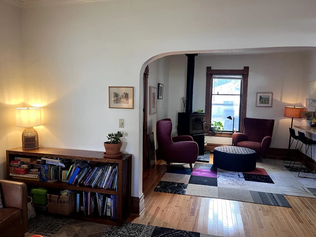 4BR Downtown House 213 W 10th St. photo 8