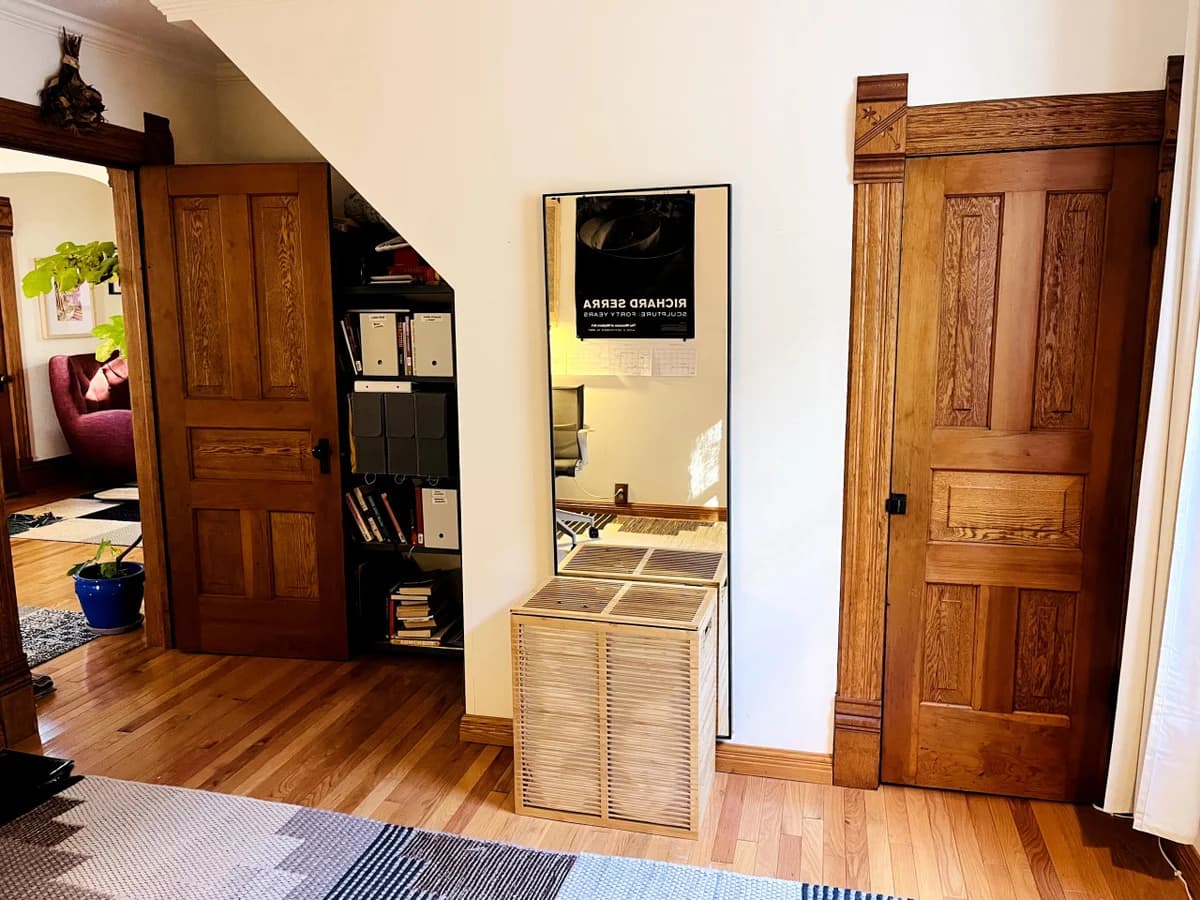 4BR Downtown House 213 W 10th St. photo 23