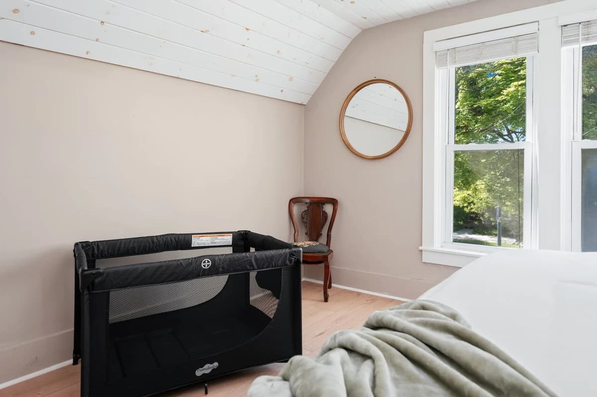 Astra Cottage | Hottub | 3BR Near Downtown & TART Trail | Grill photo 29
