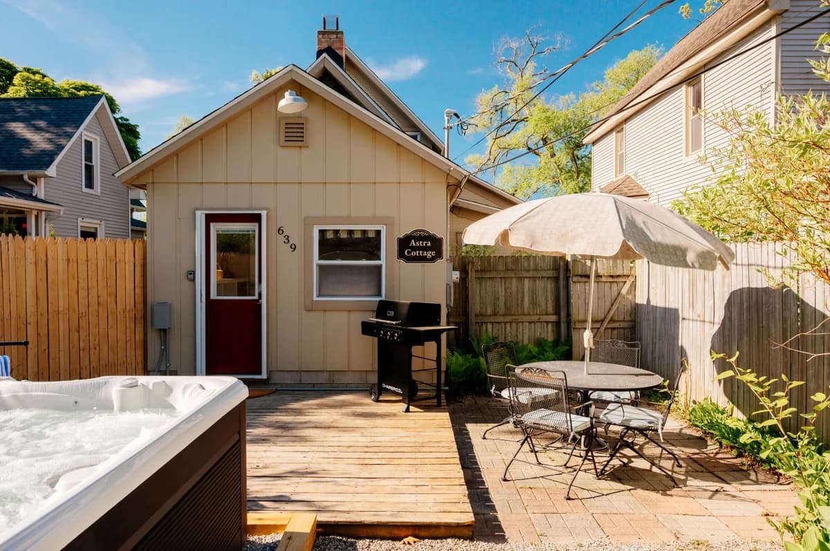 Astra Cottage | Hottub | 3BR Near Downtown & TART Trail | Grill photo 40