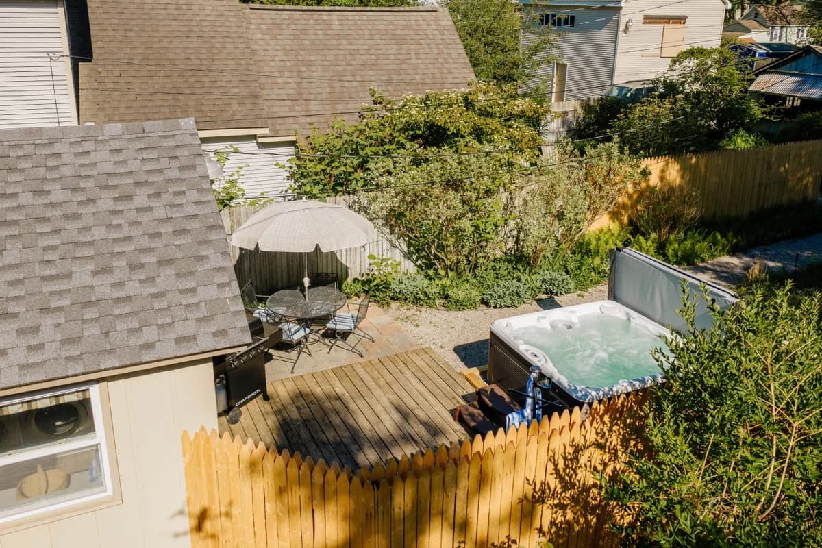 Astra Cottage | Hottub | 3BR Near Downtown & TART Trail | Grill photo 57