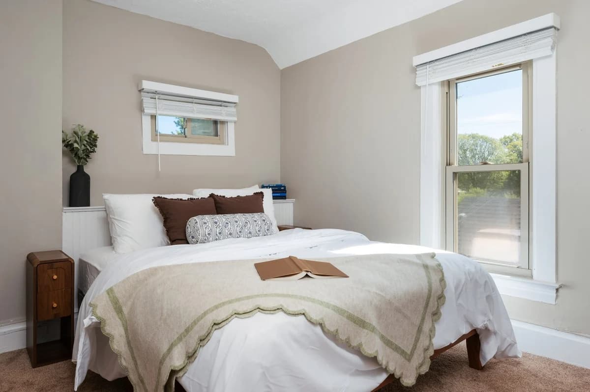 Aurora Cottage | Game Shed & Yard 2BR HOME Downtown & TART Trail | Grill photo 6