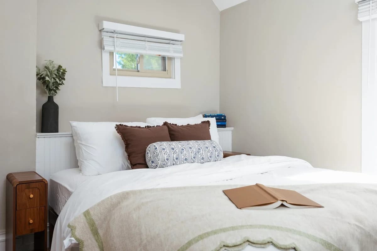 Aurora Cottage | Game Shed & Yard 2BR HOME Downtown & TART Trail | Grill photo 36