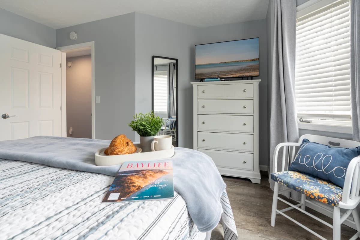 Beachfront Serenity 101|Direct Beach Access |Near Downtown + Tart Trail photo 12