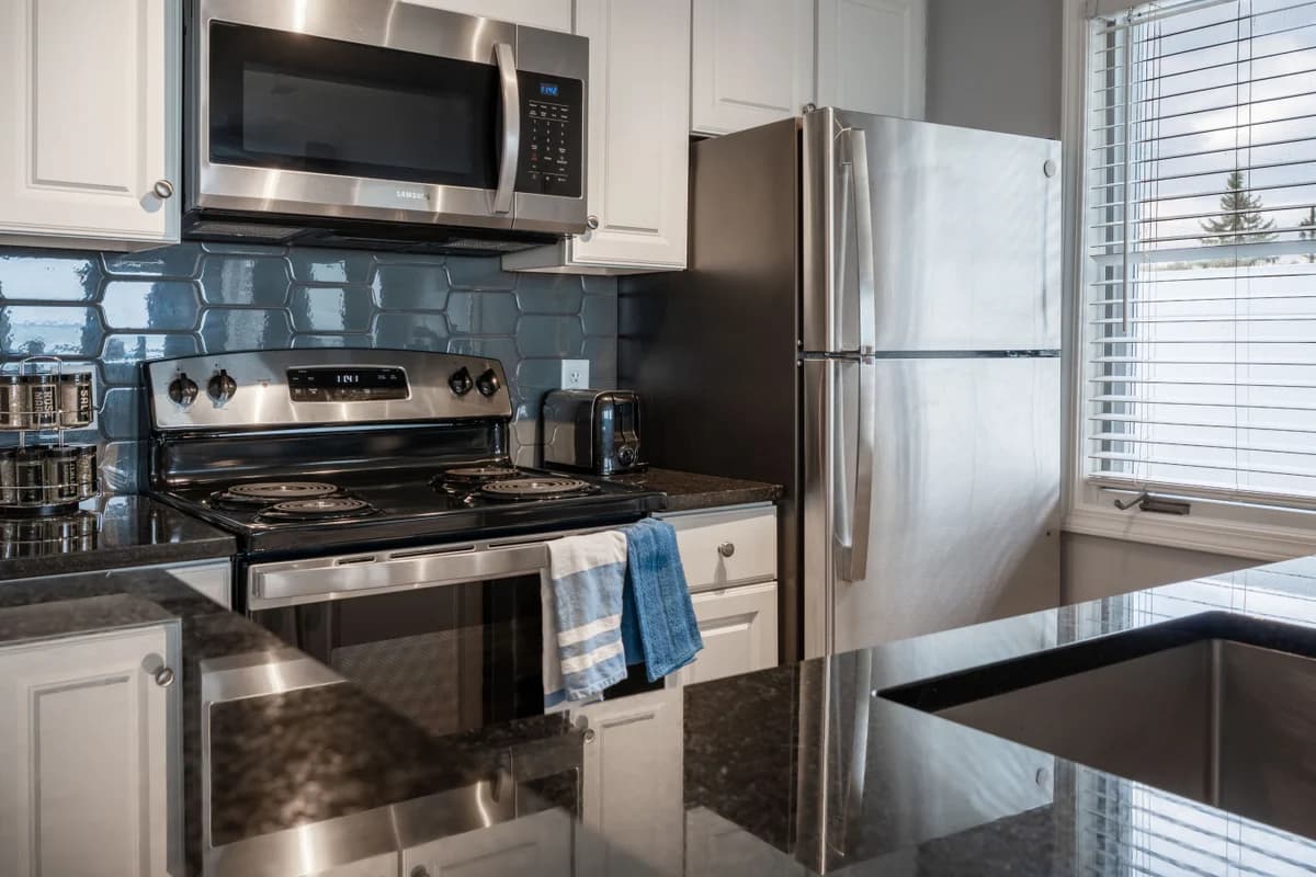Beachfront Serenity 101|Direct Beach Access |Near Downtown + Tart Trail photo 35