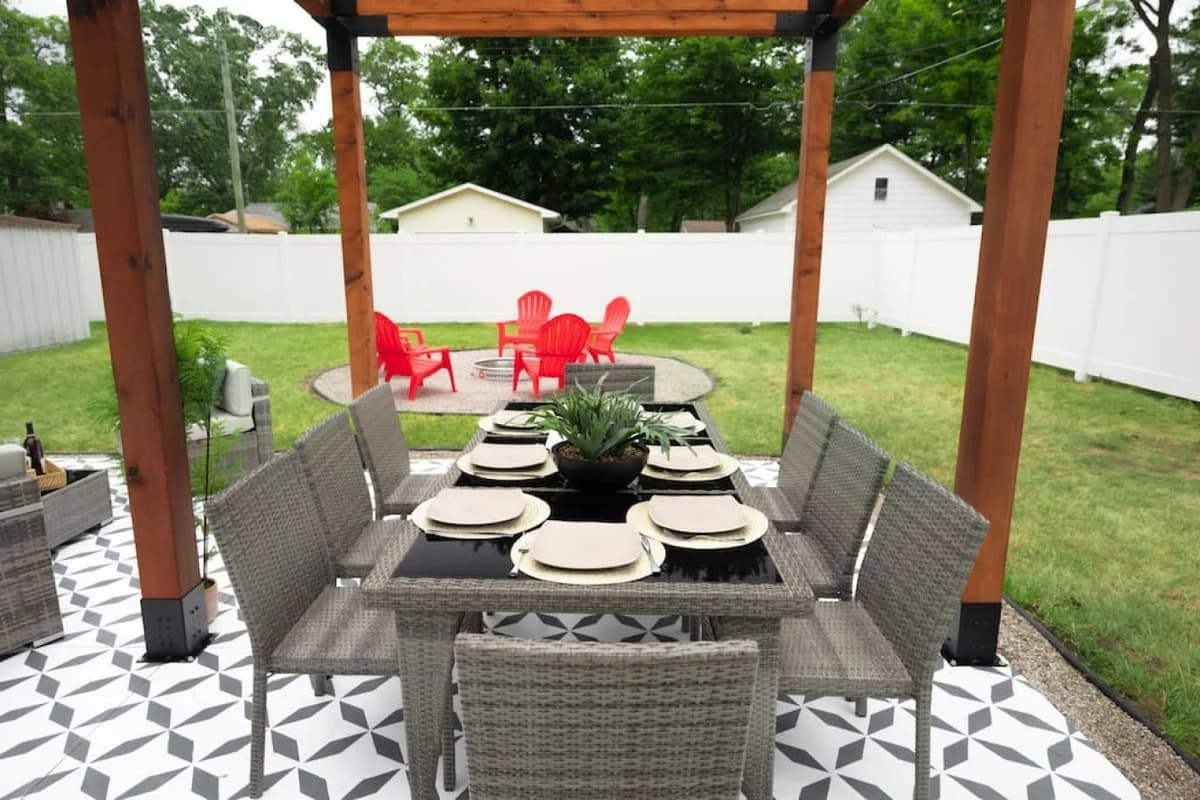 Bohemian Retreat |4BR Home|Downtown|Beach|Wineries photo 7