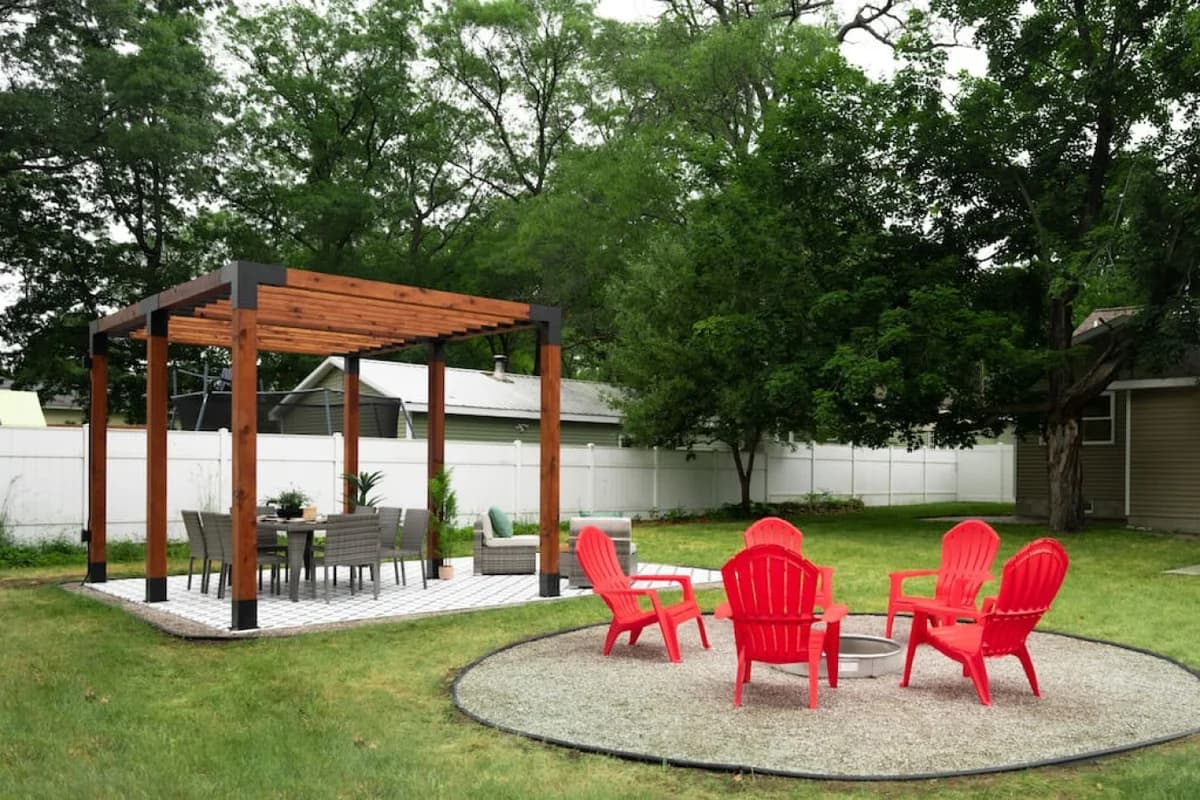 Bohemian Retreat |4BR Home|Downtown|Beach|Wineries photo 8