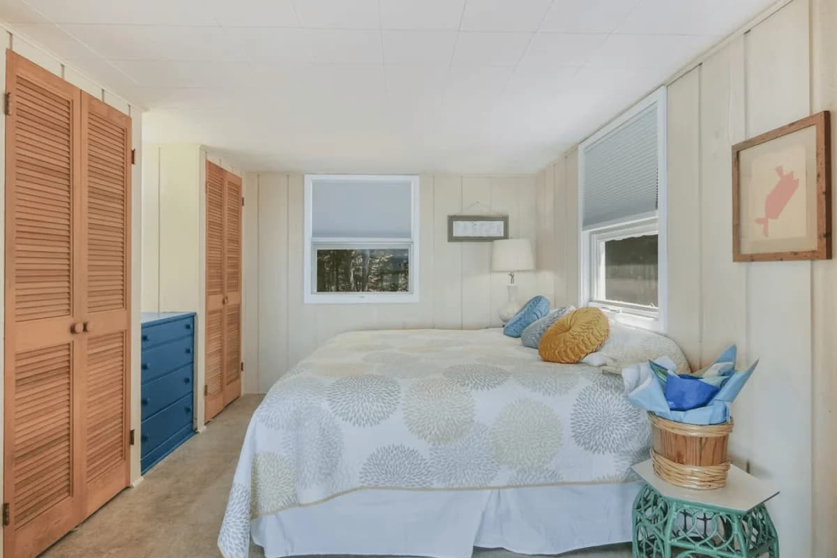 Boona Vista|Lake Michigan Beach Front Cottage photo 5