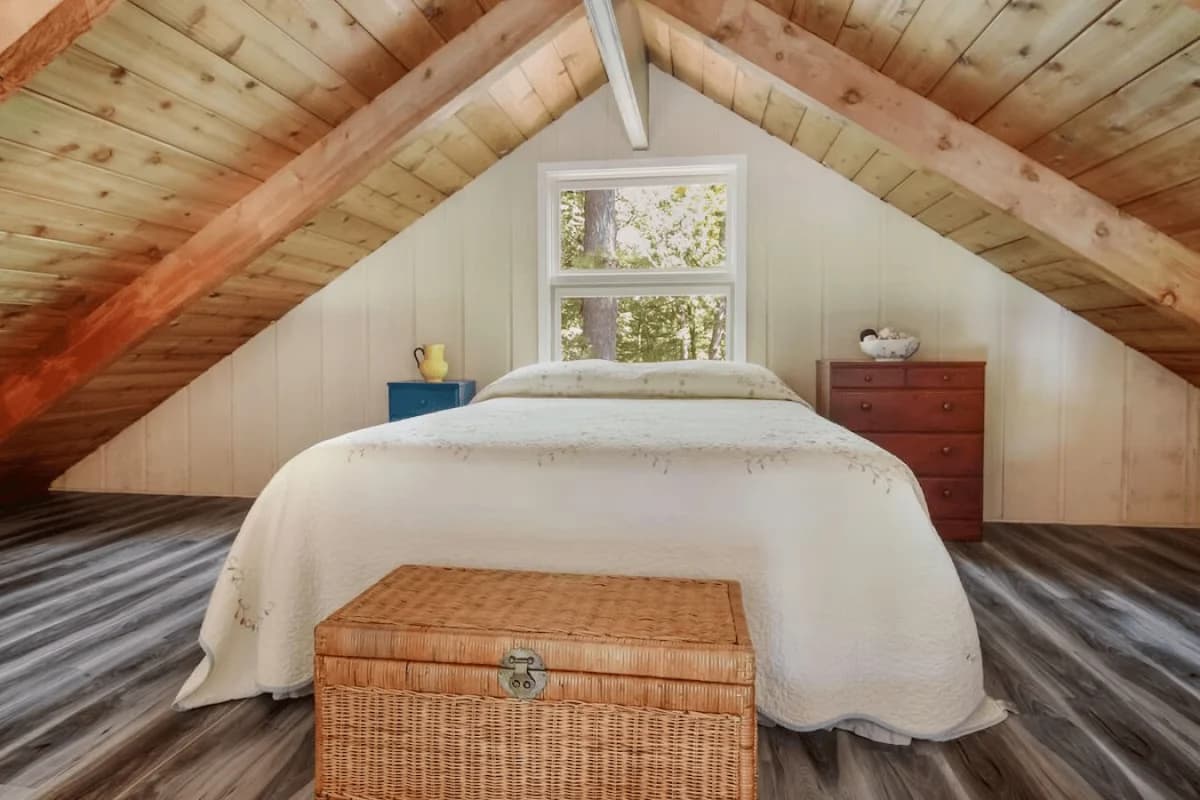 Boona Vista|Lake Michigan Beach Front Cottage photo 9