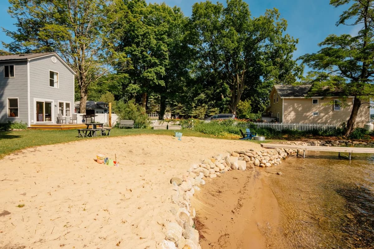 Camp Haven | Sandpiper Cottage | 4BR Beachfront | Glen Lake photo 54