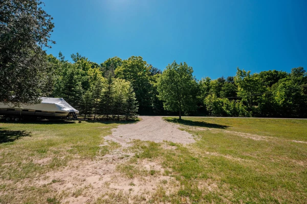 Camp Haven | Mallard Cabin | 3BR | Near Glen Lake photo 56