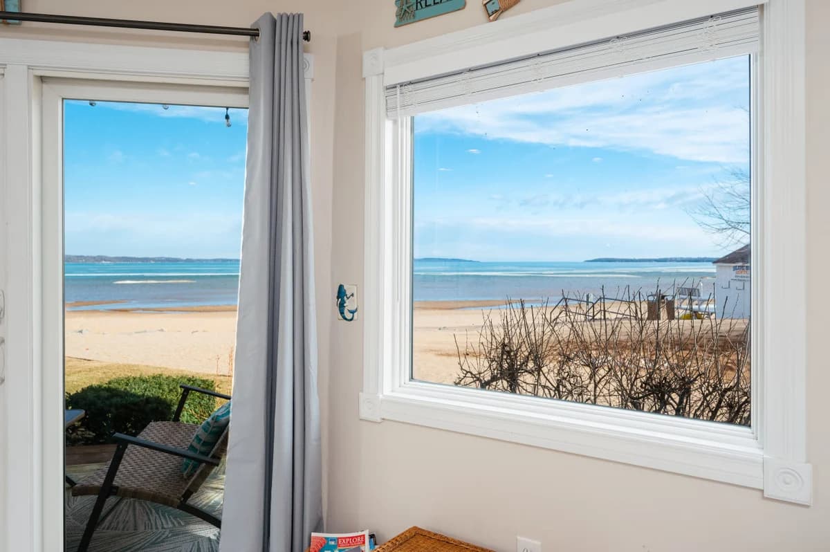 Coastal Serenity 108 |Beachfront Condo |Near Downtown photo 3