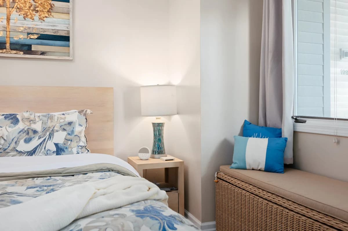Coastal Serenity 108 |Beachfront Condo |Near Downtown photo 12