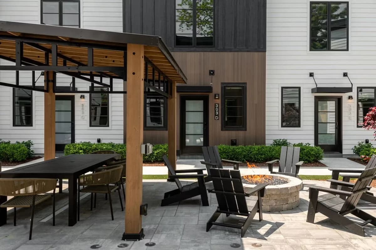 Hamilton Place | Bayside Building 8BR | Near Downtown Beaches photo 22