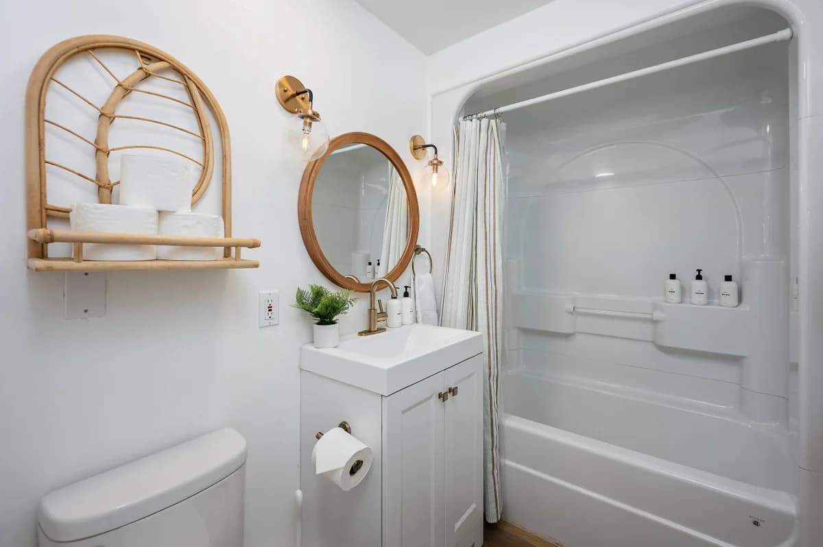 Hottub After Dune Delight |5BR Home |River|Kayaks|Beaches photo 59