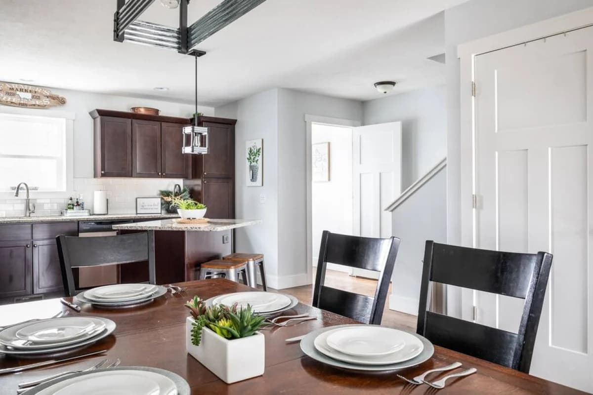 Hygge | 3BD Townhome | Downtown | Wineries | Beaches photo 17
