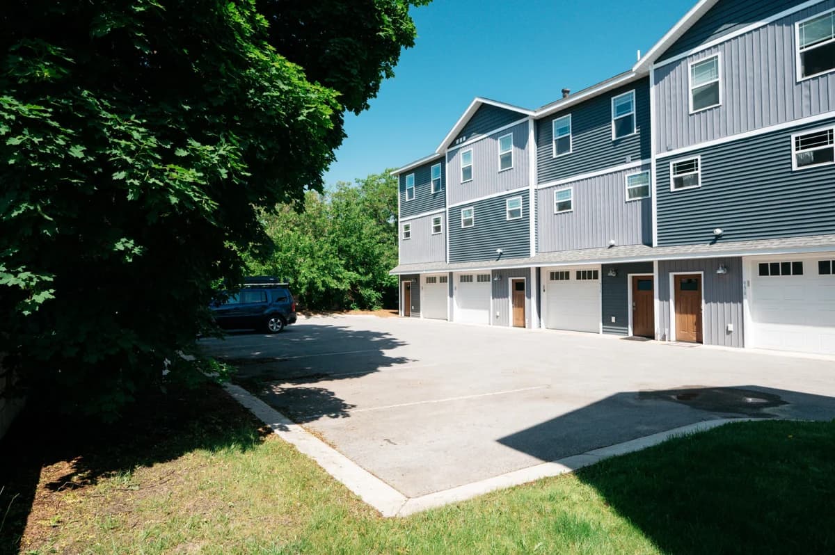 Hygge | 3BD Townhome | Downtown | Wineries | Beaches photo 42