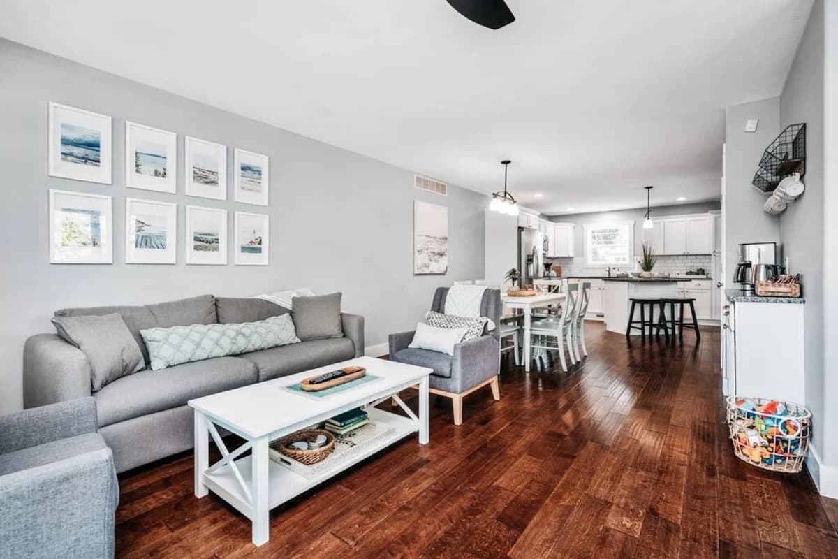 Lakescape | Modern 3BD Townhome |Downtown|Wineries photo 4