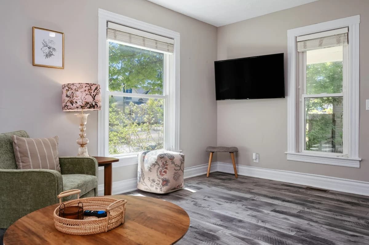 Luna Cottage | Hottub | 3BR House Near Downtown & TART Trail | Grill photo 8