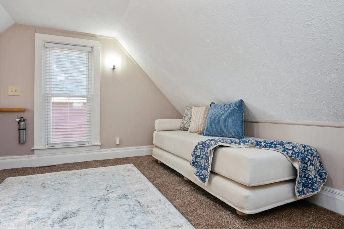 Luna Cottage | Hottub | 3BR House Near Downtown & TART Trail | Grill photo 24