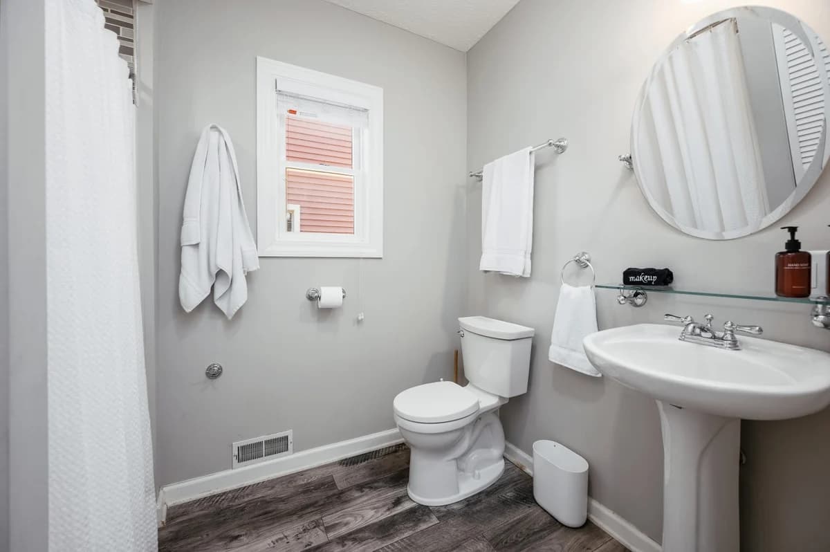 Luna Cottage | Hottub | 3BR House Near Downtown & TART Trail | Grill photo 33