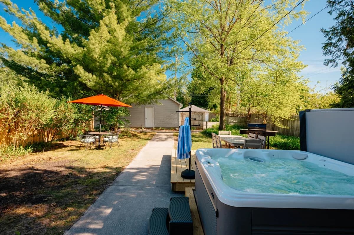 Luna Cottage | Hottub | 3BR House Near Downtown & TART Trail | Grill photo 37