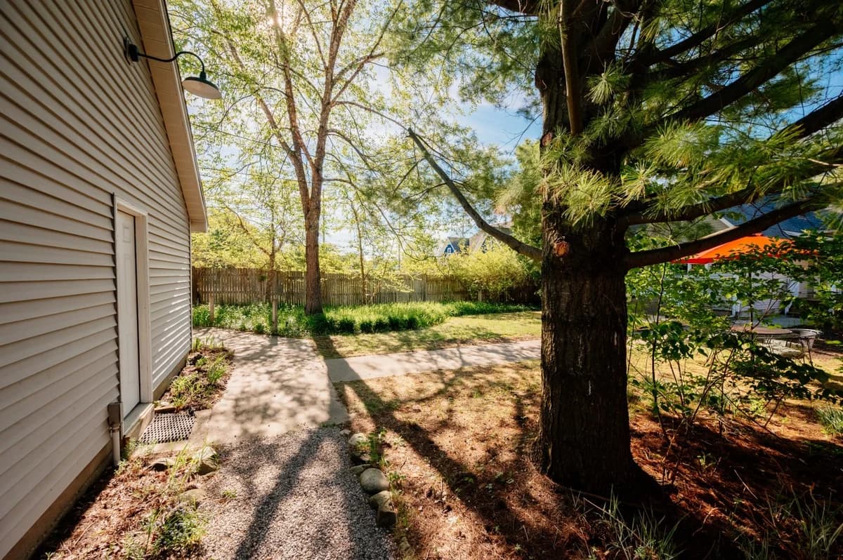 Luna Cottage | Hottub | 3BR House Near Downtown & TART Trail | Grill photo 48