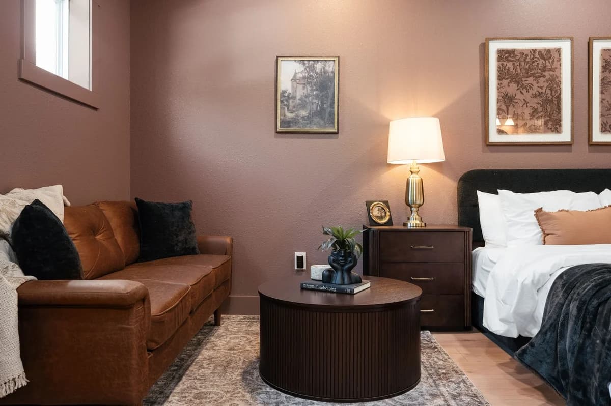 Moody Maison Studio | Near Downtown & Beaches photo 20