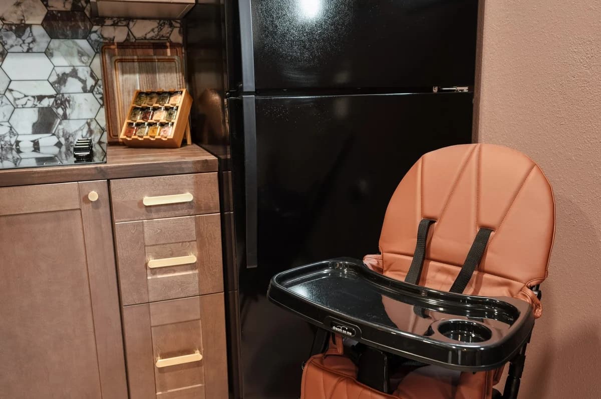 Moody Maison Studio | Near Downtown & Beaches photo 30