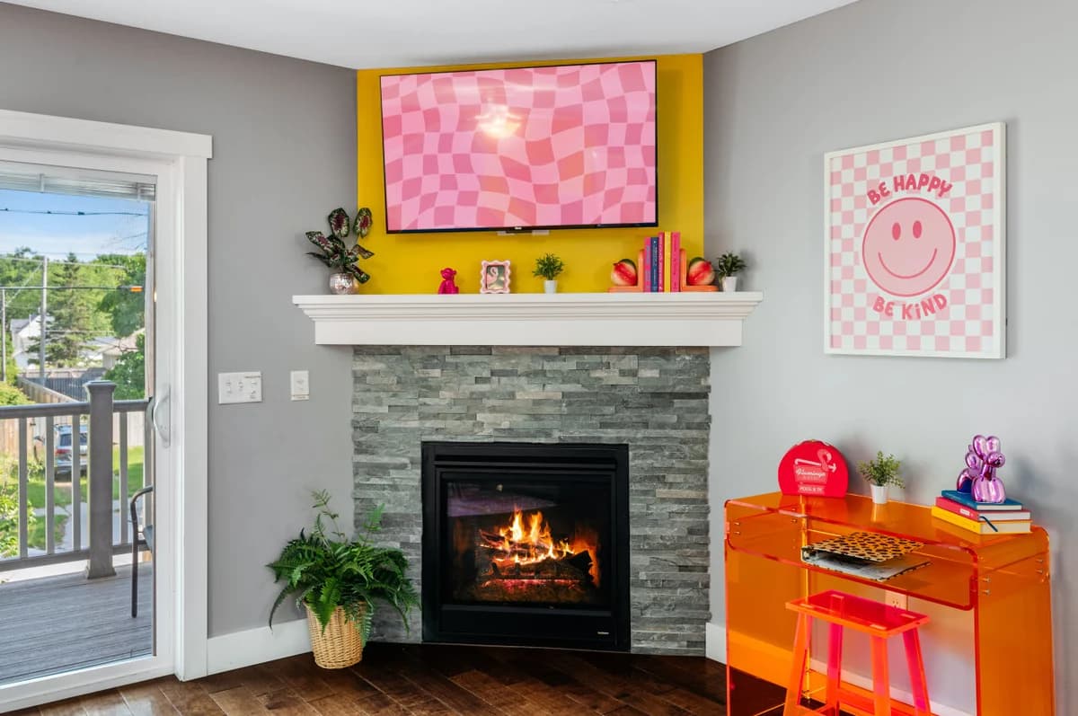The Emerald Nest | 3BR Townhome |Near Downtown |Beach |Wineries photo 3