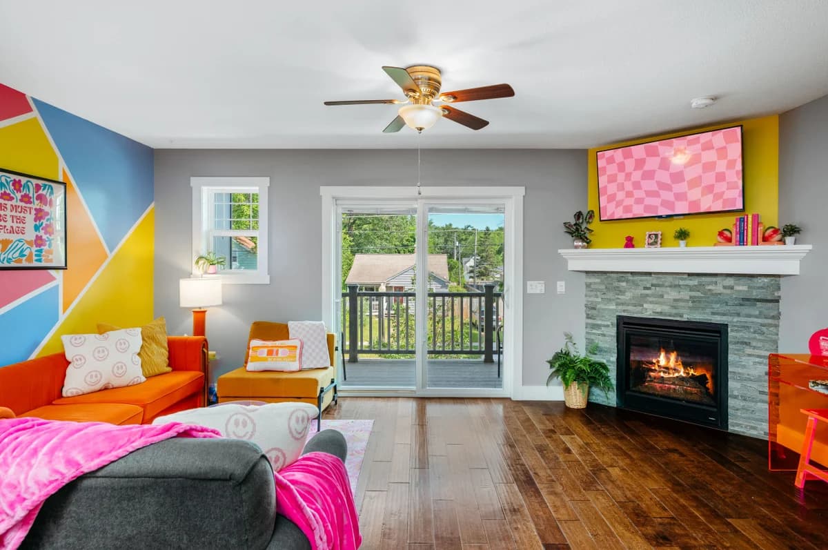 The Emerald Nest | 3BR Townhome |Near Downtown |Beach |Wineries photo 9