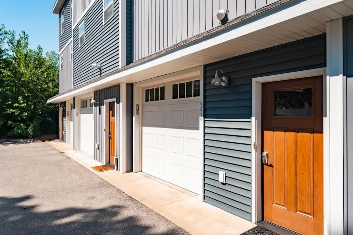 The Emerald Nest | 3BR Townhome |Near Downtown |Beach |Wineries photo 64
