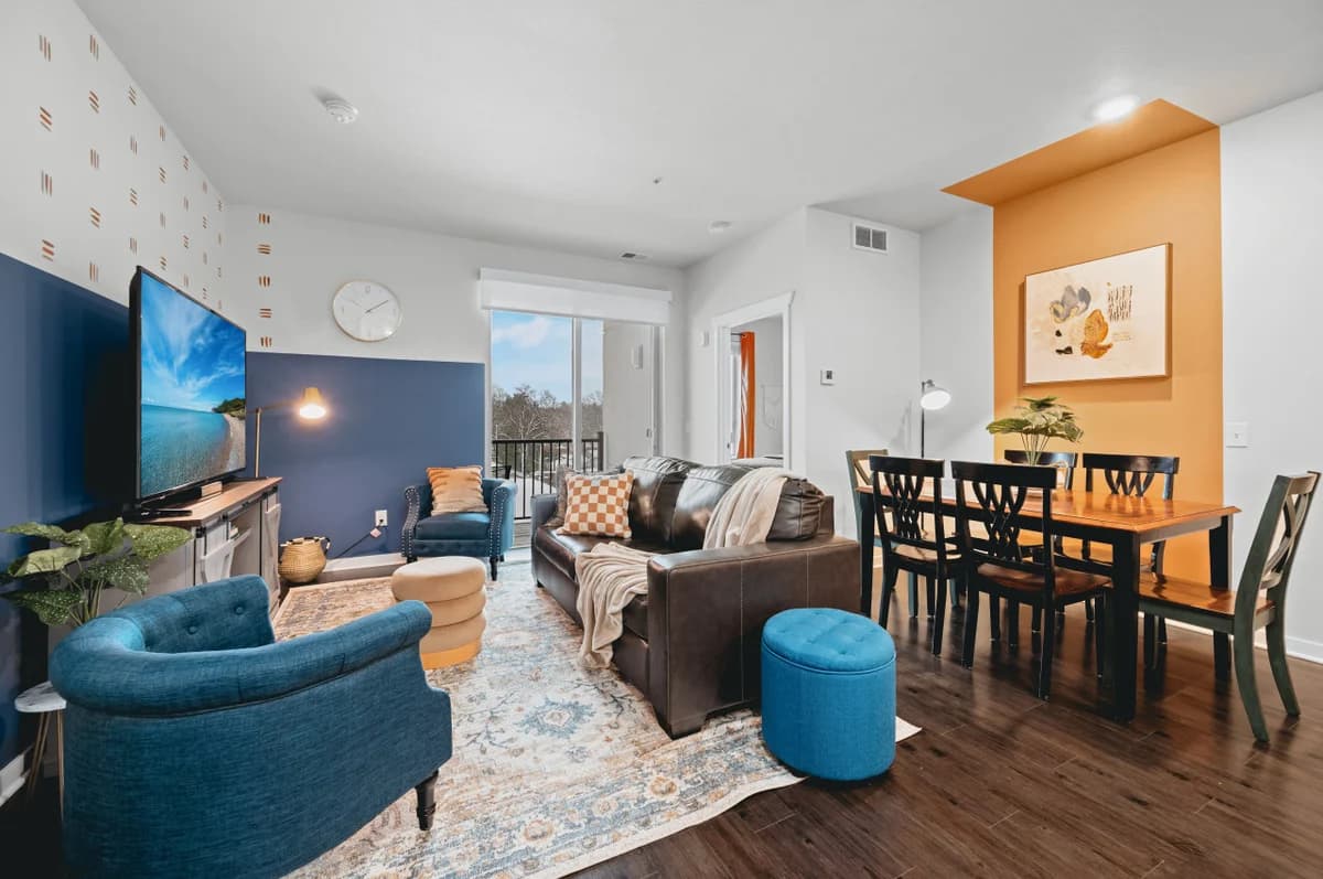 *NEW* Great Escape 404: 2BR Condo Near Downtown and Bay photo 3