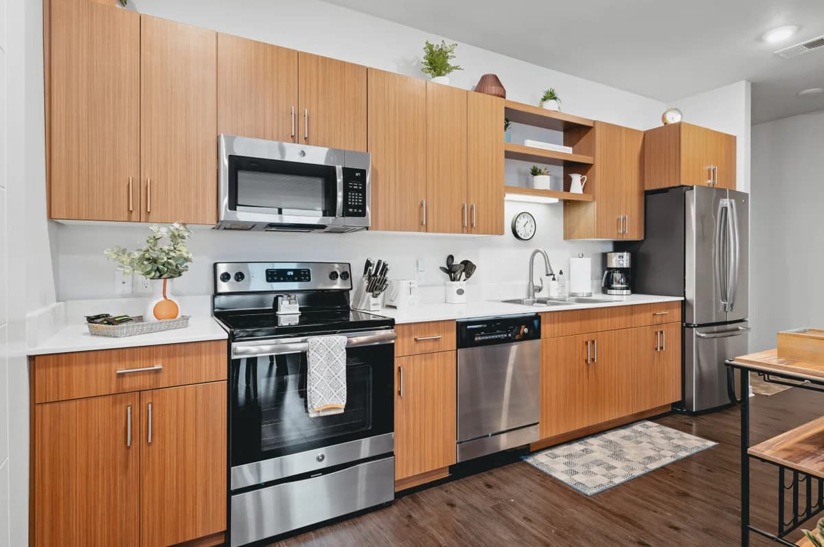 *NEW* Great Escape 404: 2BR Condo Near Downtown and Bay photo 17