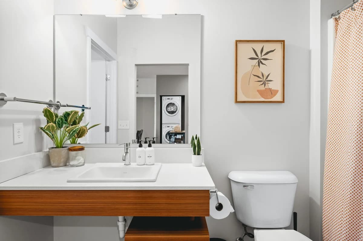*NEW* Great Escape 404: 2BR Condo Near Downtown and Bay photo 23