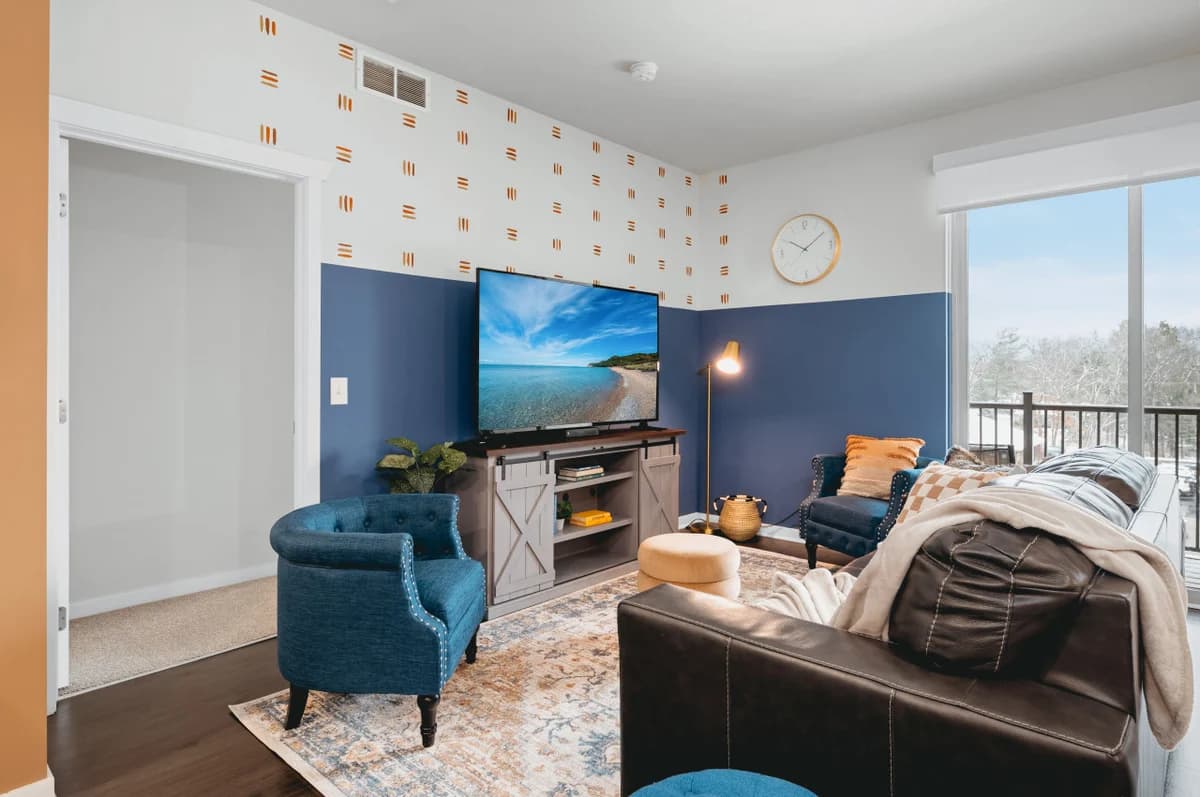 *NEW* Great Escape 404: 2BR Condo Near Downtown and Bay photo 35