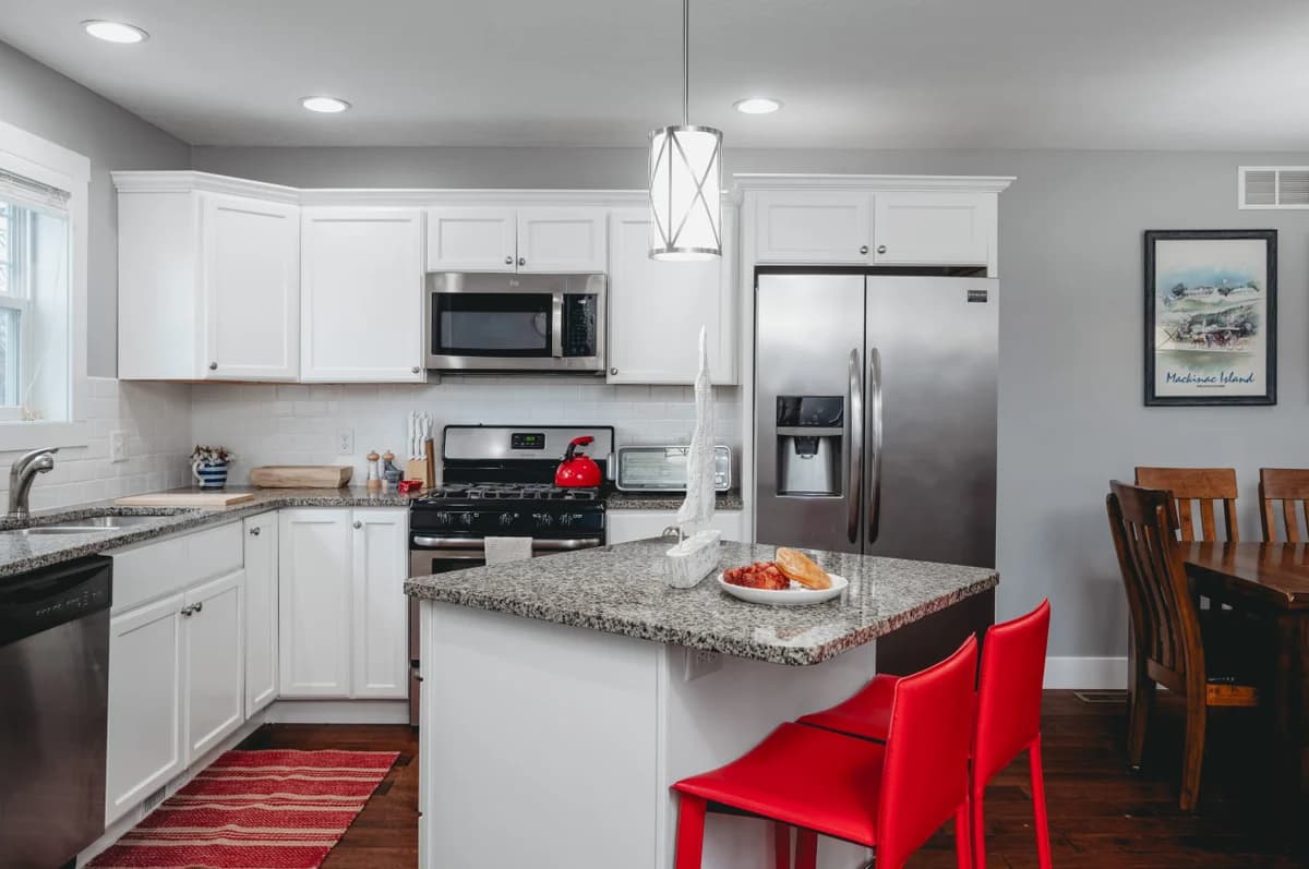 *NEW* The Harbor 3BR Townhouse Near Downtown Beaches Wineries photo 11