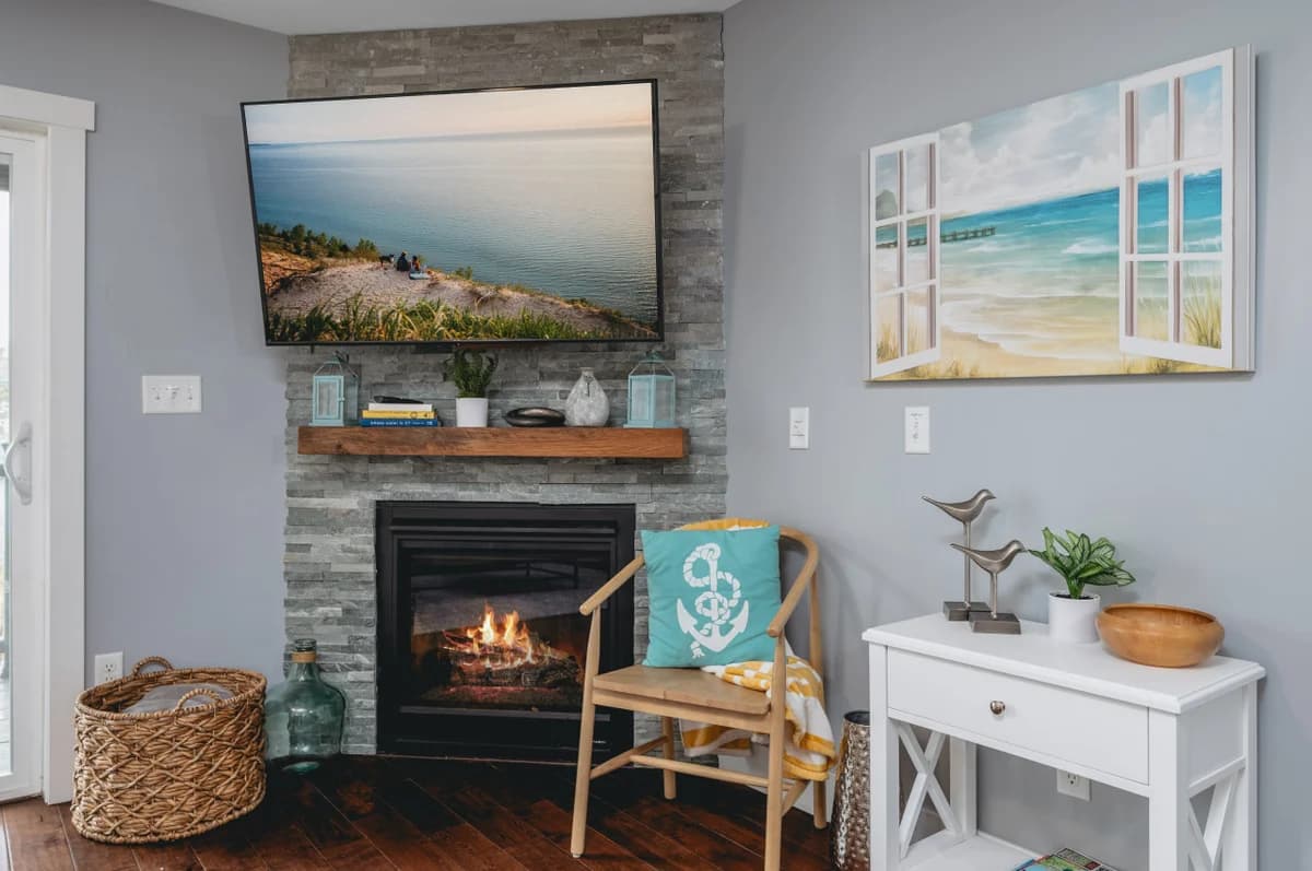 *NEW* The Marina 3BD Townhome Downtown Beaches Wineries photo 3
