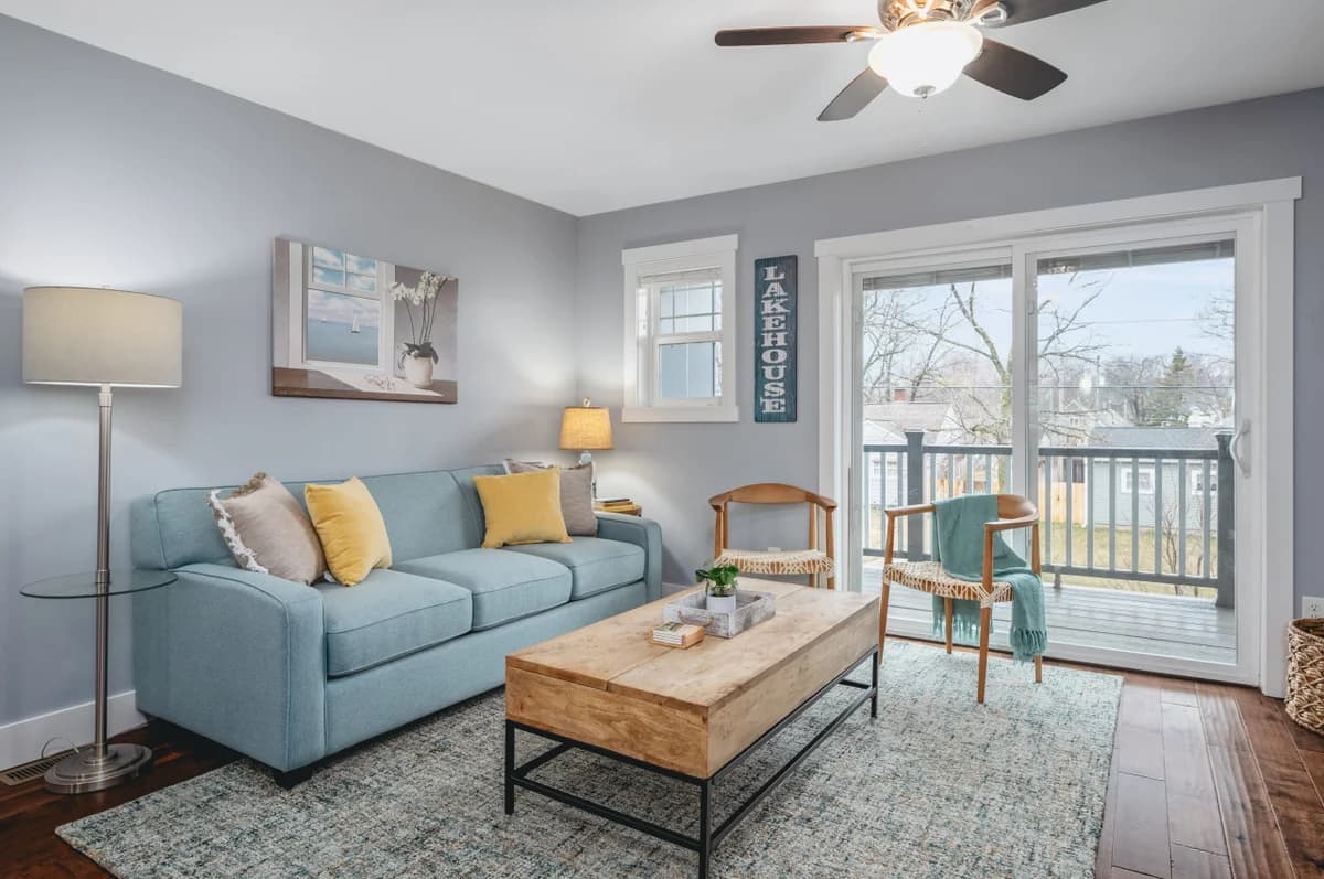 *NEW* The Marina 3BD Townhome Downtown Beaches Wineries photo 4
