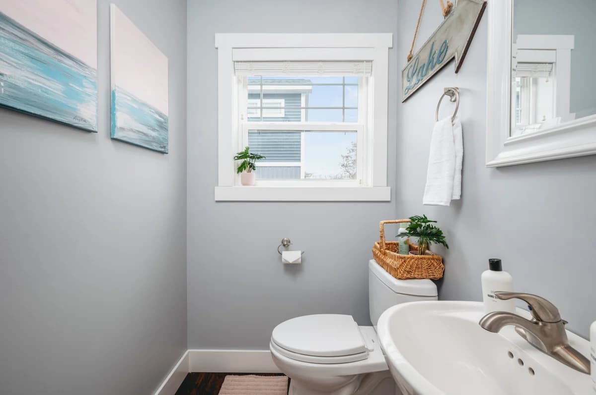 *NEW* The Marina 3BD Townhome Downtown Beaches Wineries photo 46