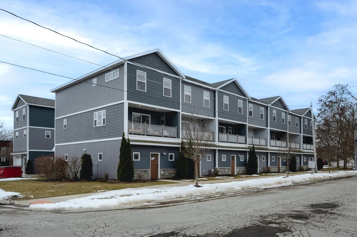 *NEW* The Marina 3BD Townhome Downtown Beaches Wineries photo 67
