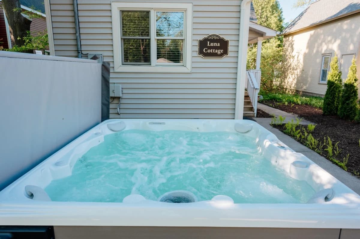 Northern Sky Cottages | 3 Houses | 8BR | 4BA | 2 Hot Tubs | Game Shed & Private Yard photo 2