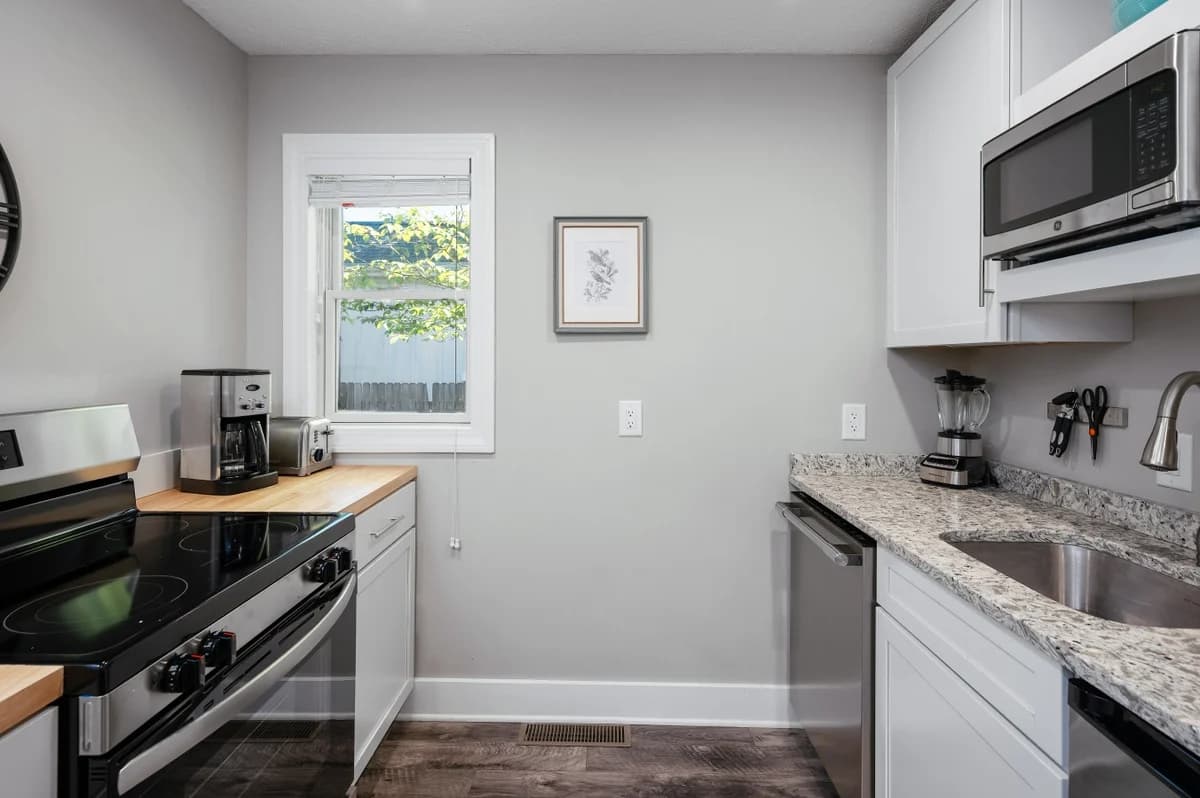 Northern Sky Cottages | 3 Houses | 8BR | 4BA | 2 Hot Tubs | Game Shed & Private Yard photo 30