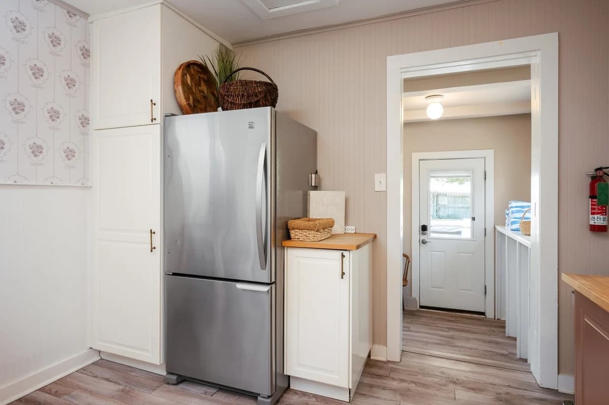 Northern Sky Cottages | 3 Houses | 8BR | 4BA | 2 Hot Tubs | Game Shed & Private Yard photo 38