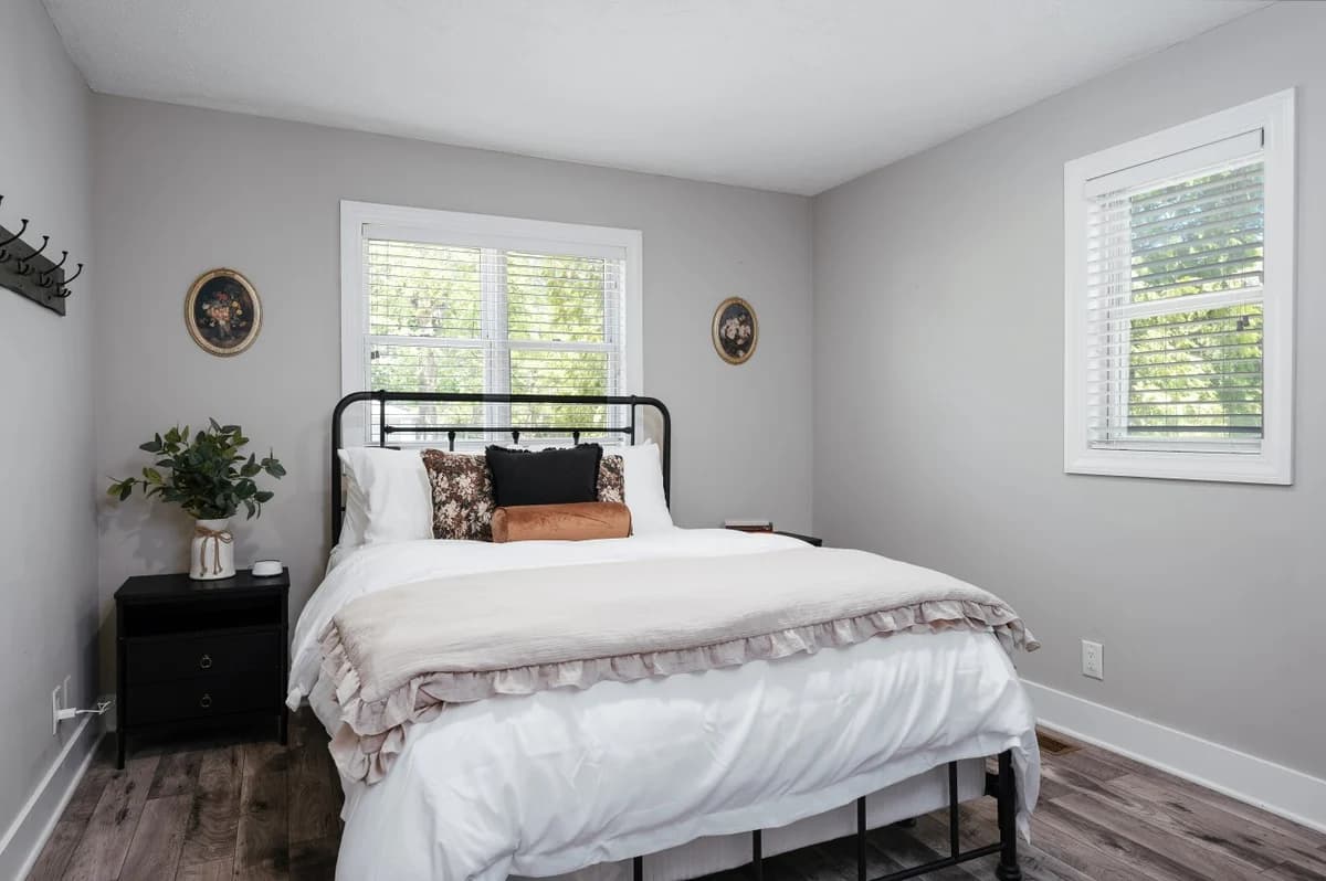 Northern Sky Cottages | 3 Houses | 8BR | 4BA | 2 Hot Tubs | Game Shed & Private Yard photo 59