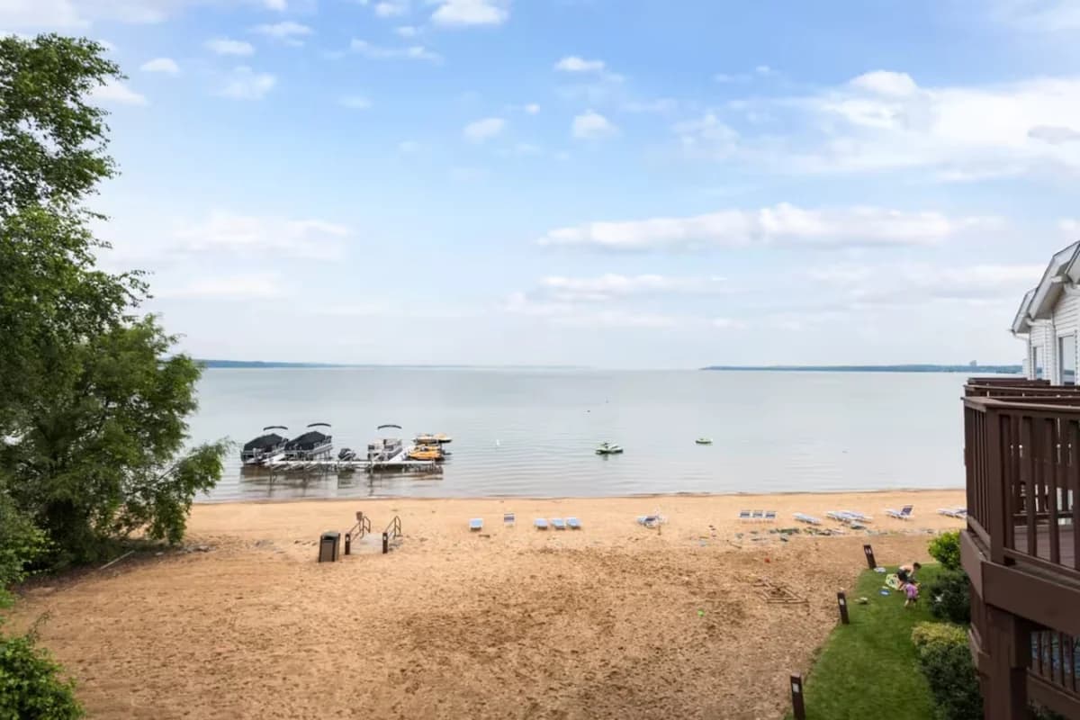 Oasis 321 | Beachfront Condo | Downtown + Tart Trail photo 28