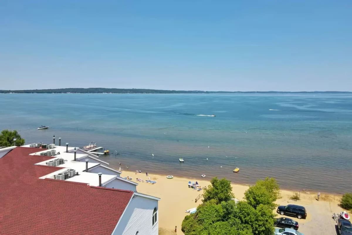 Oasis 321 | Beachfront Condo | Downtown + Tart Trail photo 34