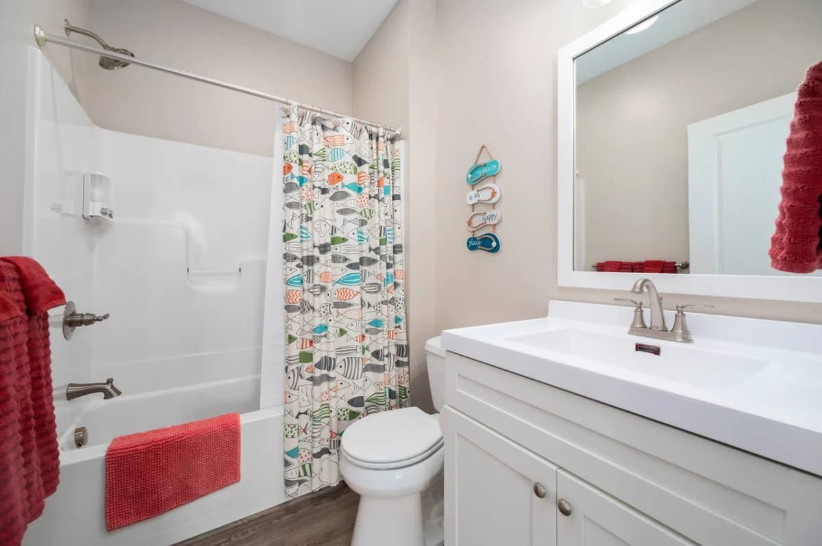 Private Hot Tub The Perch 14 |2BR |Patio |Downtown photo 11