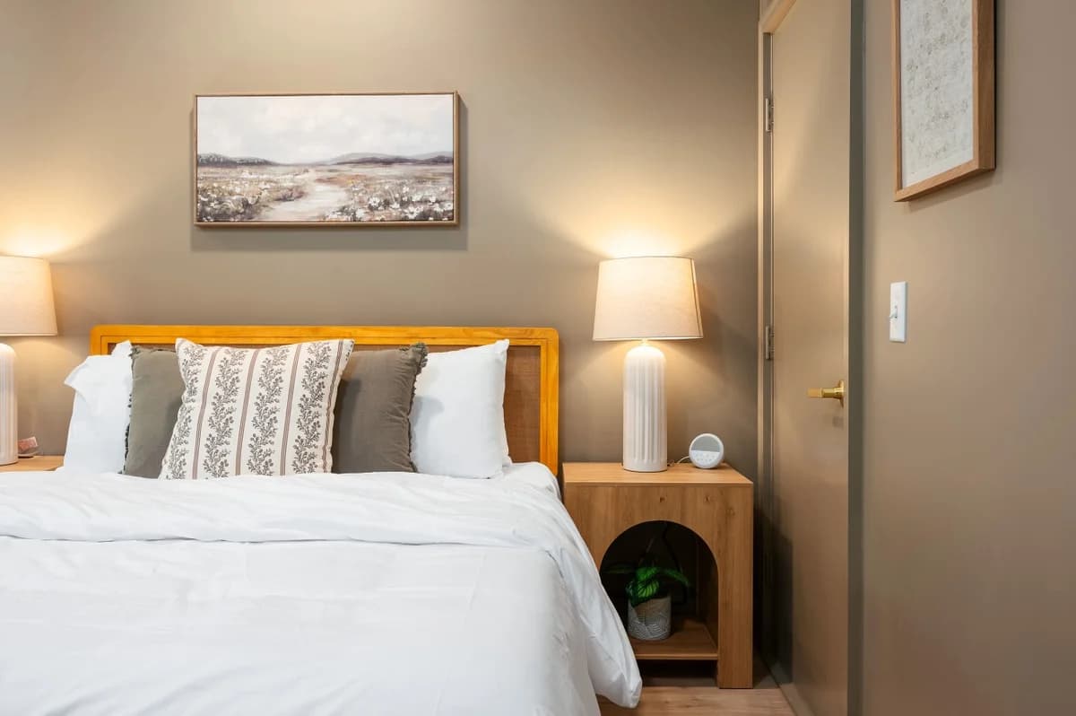 Sage Solace Studio | Near Downtown & Beaches photo 17