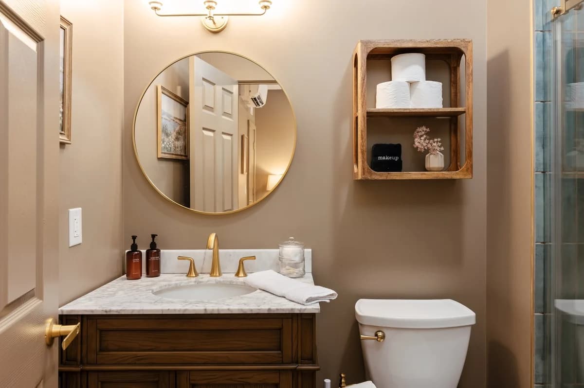 Sage Solace Studio | Near Downtown & Beaches photo 30